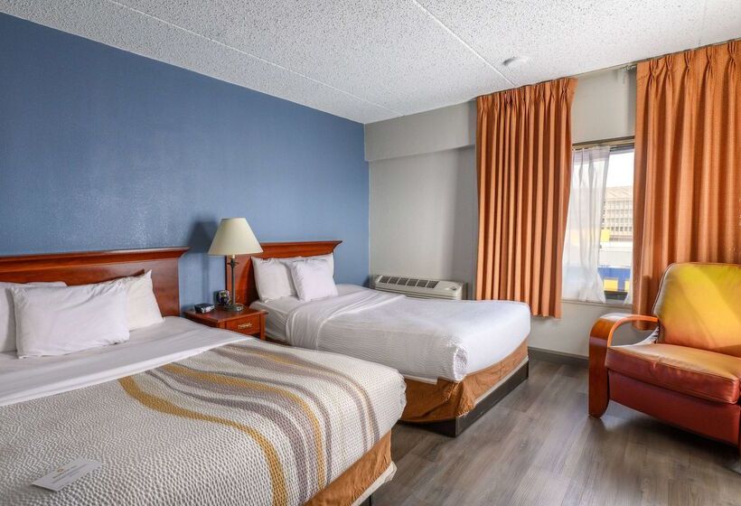 La Quinta By Wyndham New Haven