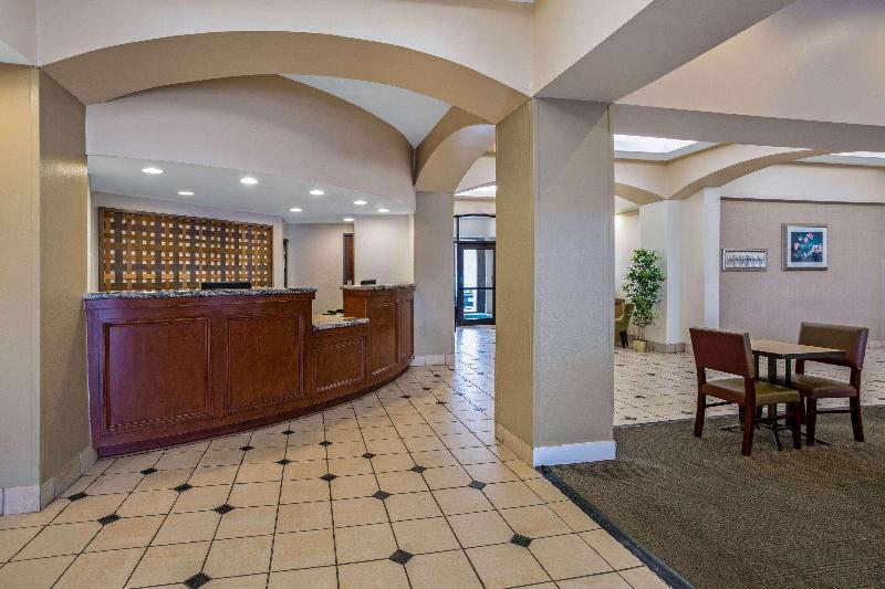La Quinta By Wyndham New Haven