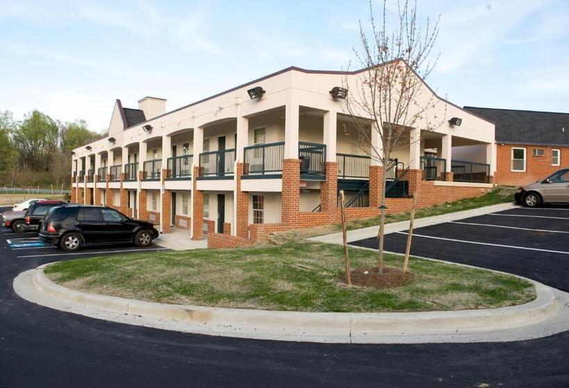 מוטל Executive Inn & Suites Upper Marlboro