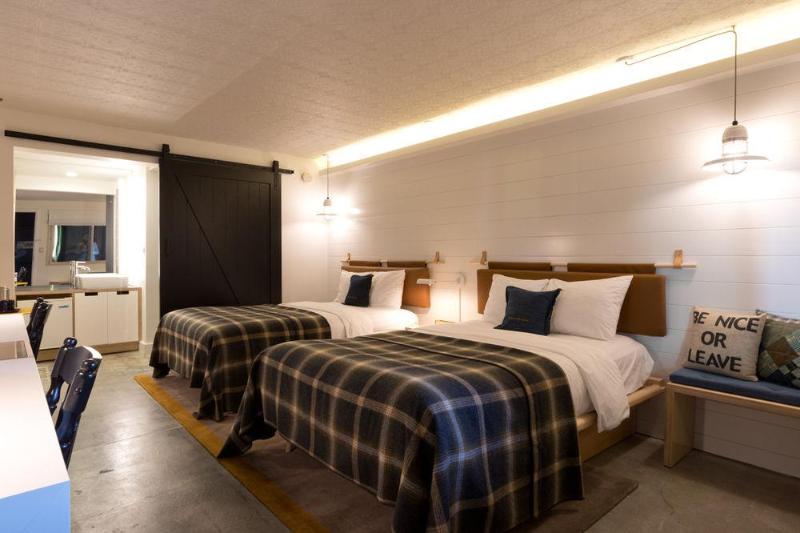 مُتل Short Stories