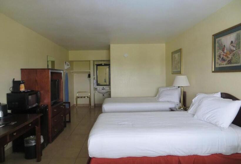 استراحتگاه Flagship Inn