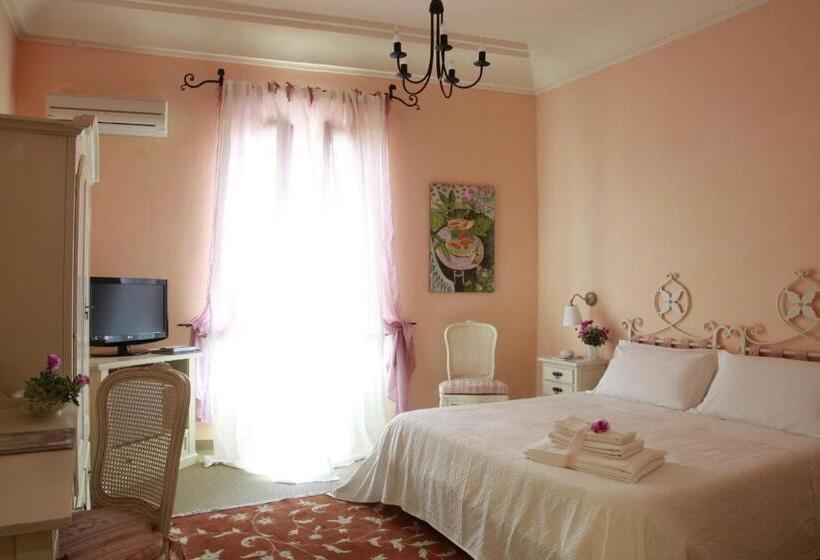 هتل Albergo Ristorante Egadi