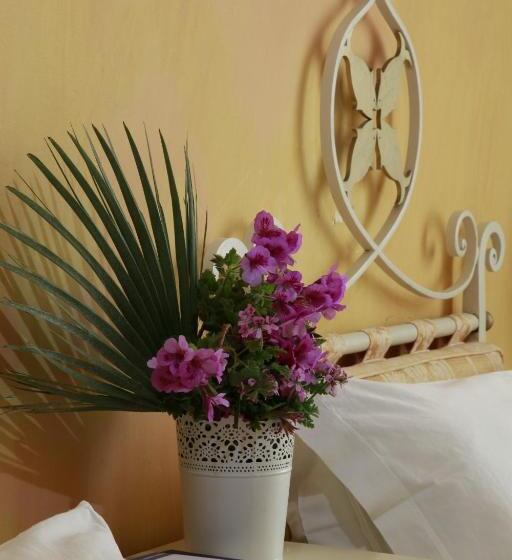 هتل Albergo Ristorante Egadi