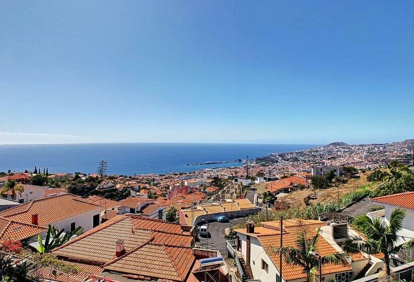 Villa Moniz By Lovelystay