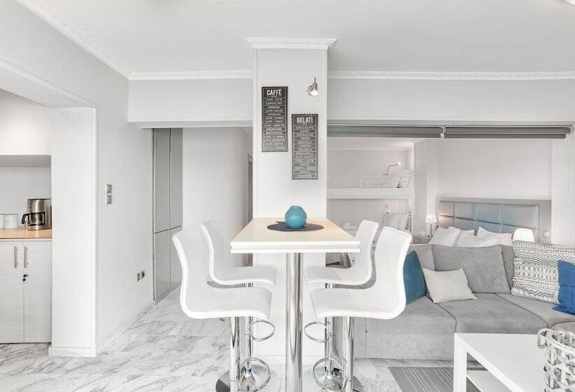 Chic Modern Seaside Oasis Sunny Piraeus