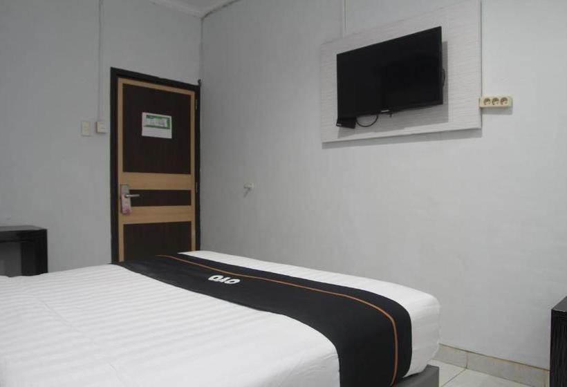 هتل Oyo 2104  Grand Sabrina