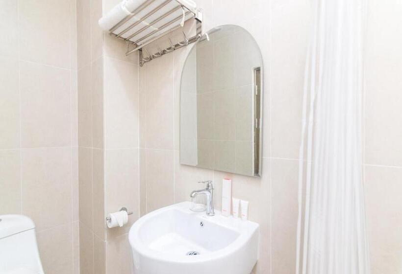 فندق Capital O 1867 Kara Guest House