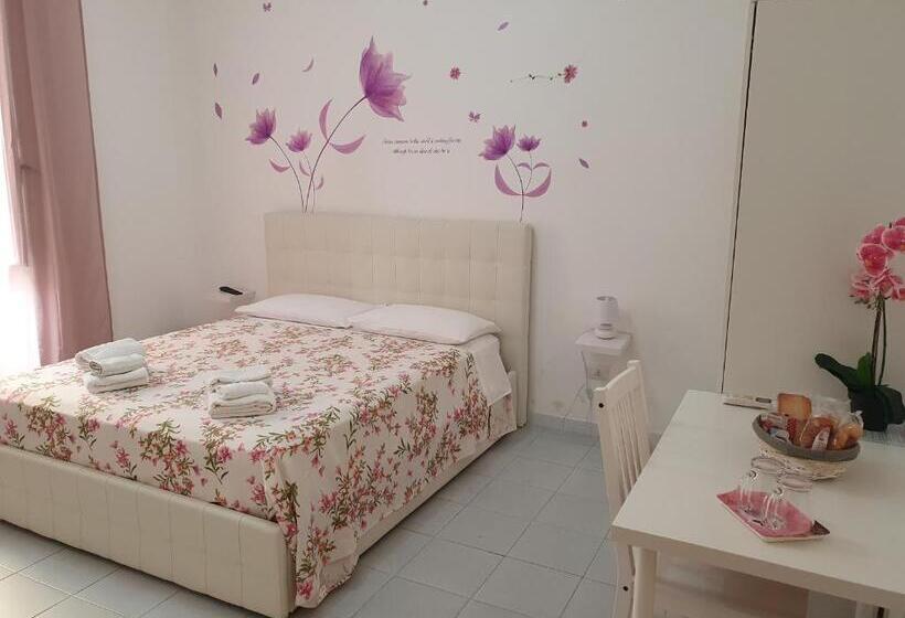 تختخواب و صبحانه Le Tre Orchidee