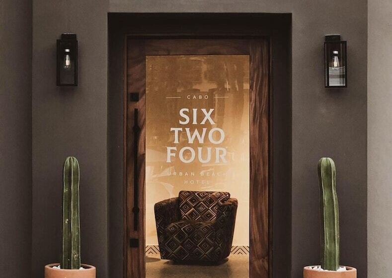 هتل Six Two Four Urban Beach