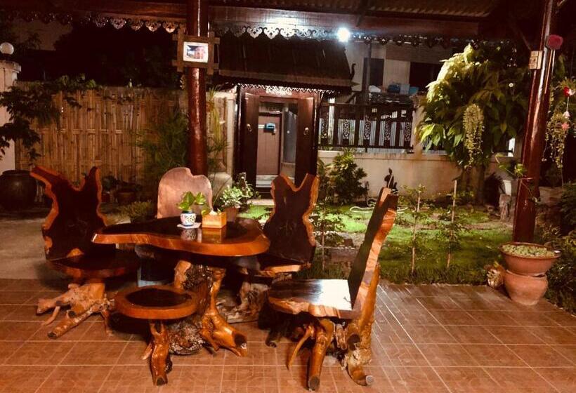 پانسیون Banthai Guesthouse