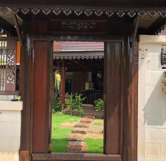 پانسیون Banthai Guesthouse
