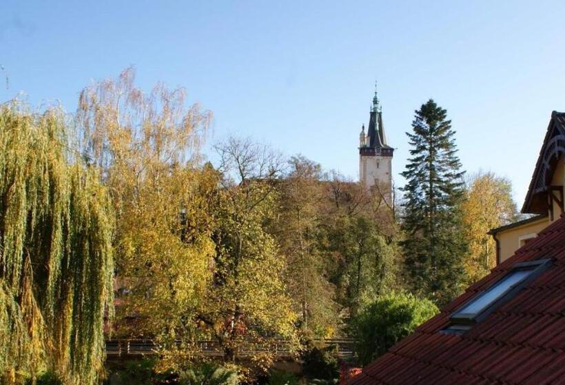 Panzió Penzion Pod Zámkem