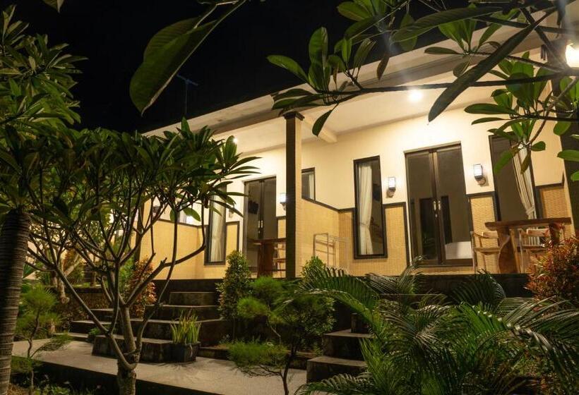 Общежитие Arunika Cottage