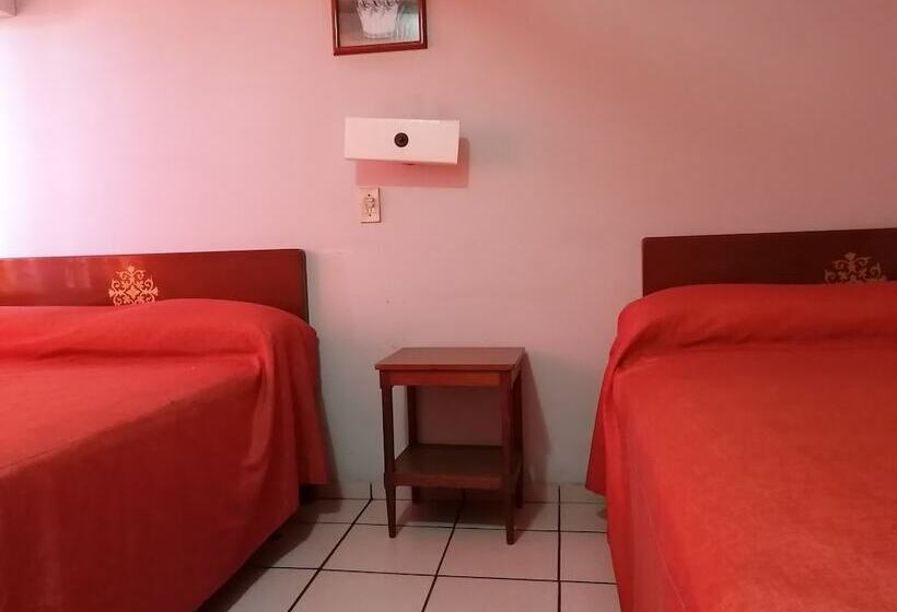هتل Acapulco
