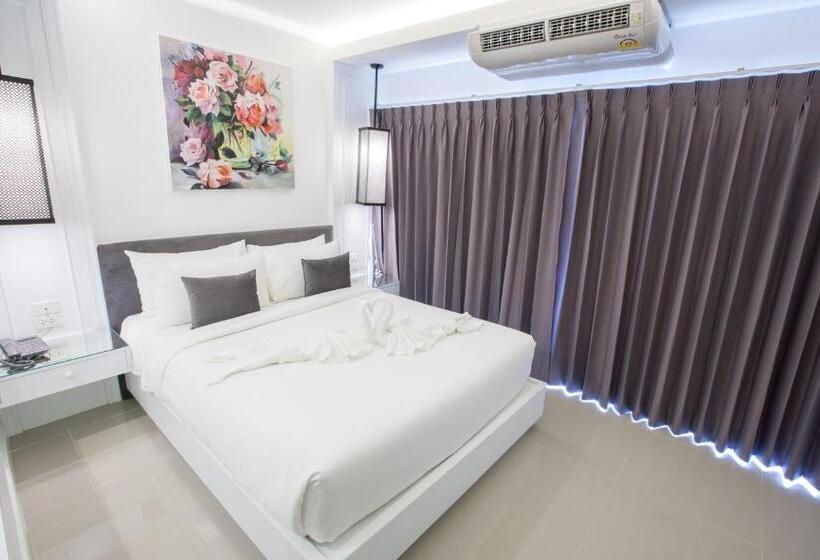 Chiangmai Midpoint Activity Hostel