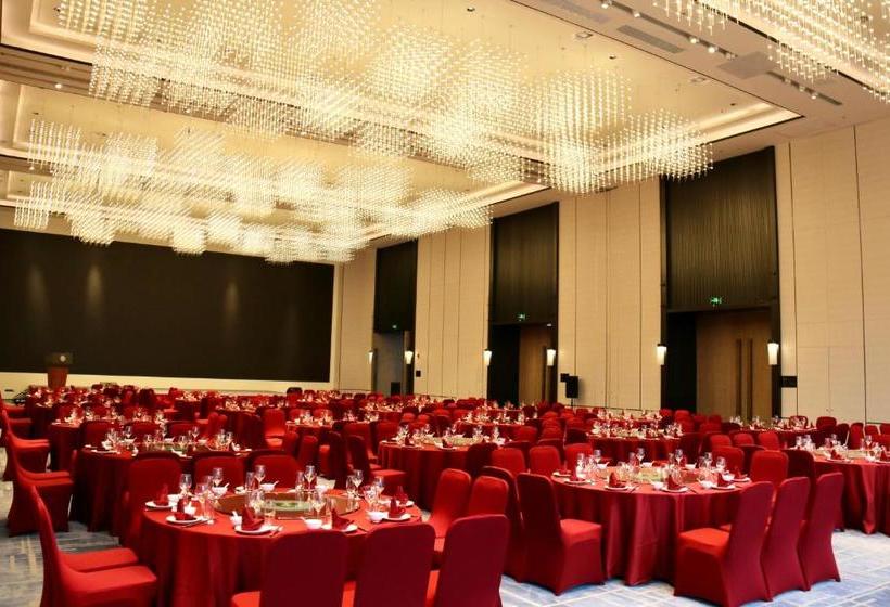 Hotel Four Points By Sheraton Macheng