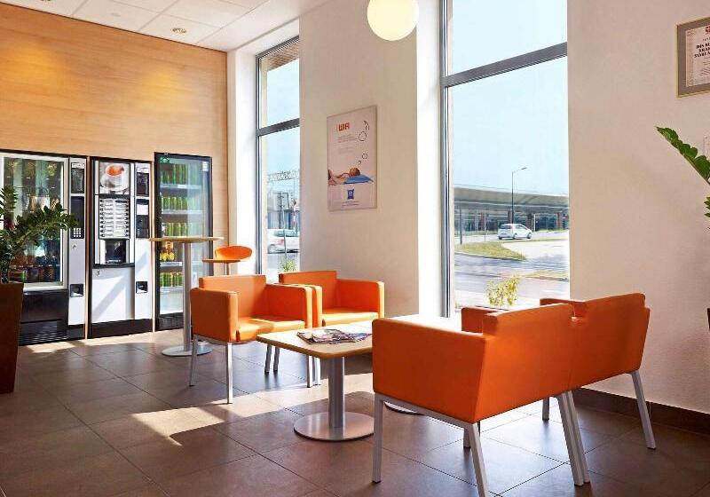 هتل Ibis Budget Krakow Stare Miasto