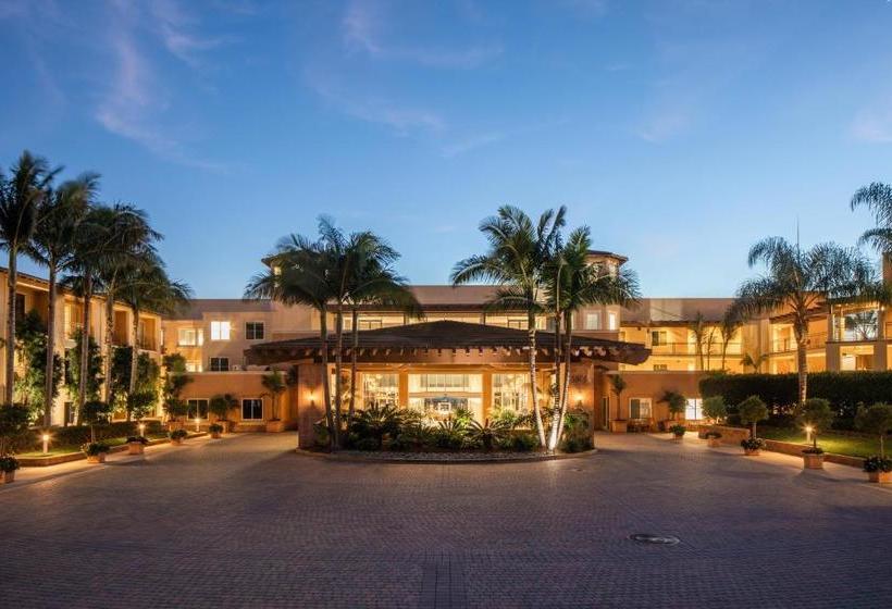هتل The Cassara Carlsbad, Tapestry Collection By Hilton