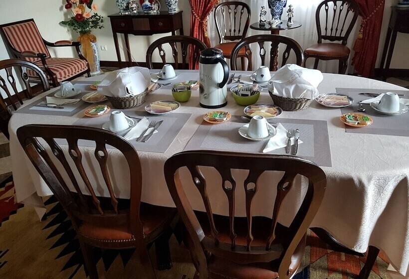 بنسيون Casa Marques