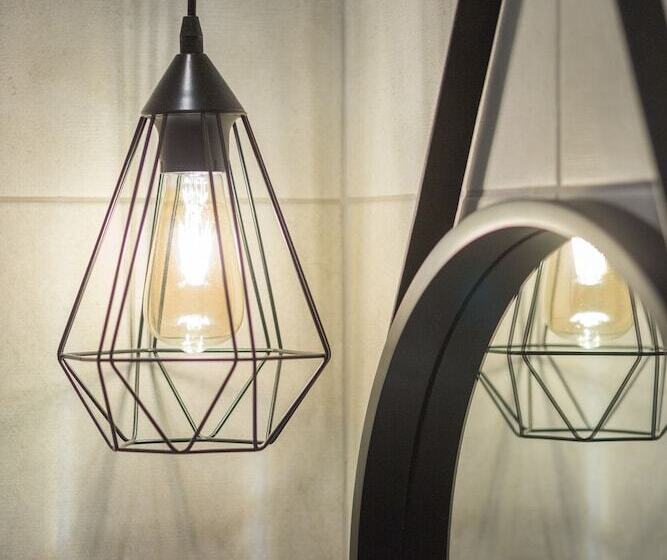 Sleek Flat In Central Syntagma By Upstreet