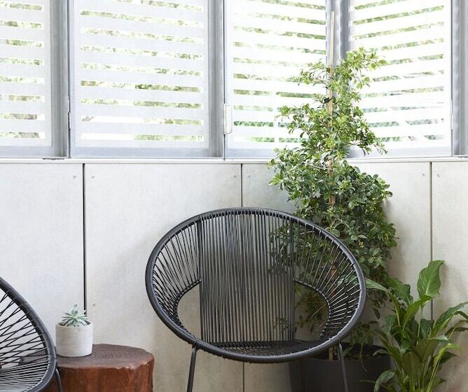 Studio Reuss   A City Retreat