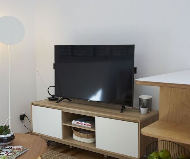 Studio Reuss   A City Retreat