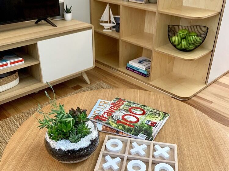 Studio Reuss   A City Retreat