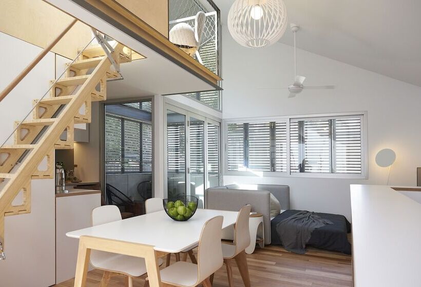 Studio Reuss   A City Retreat