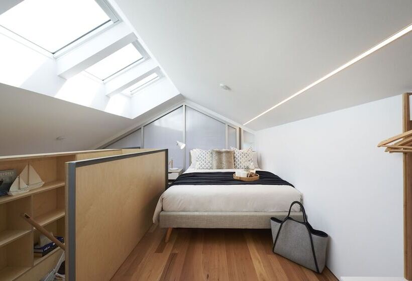 Studio Reuss   A City Retreat