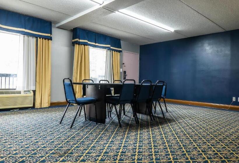 בית מלון כפרי Baymont By Wyndham London Ky