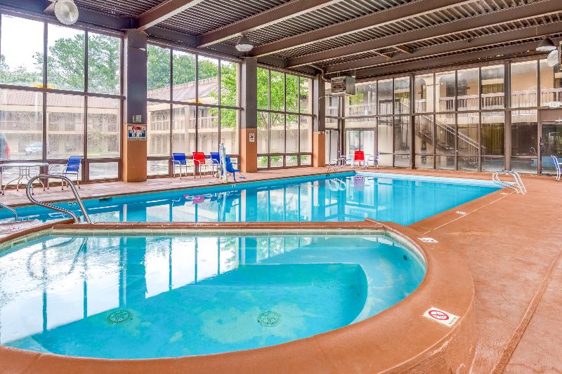 Отель Baymont By Wyndham Williamsburg