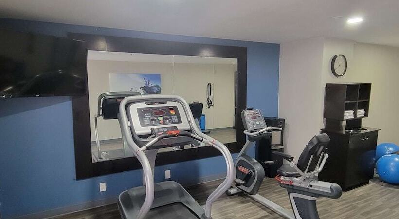 هتل Best Western Heartland Inn