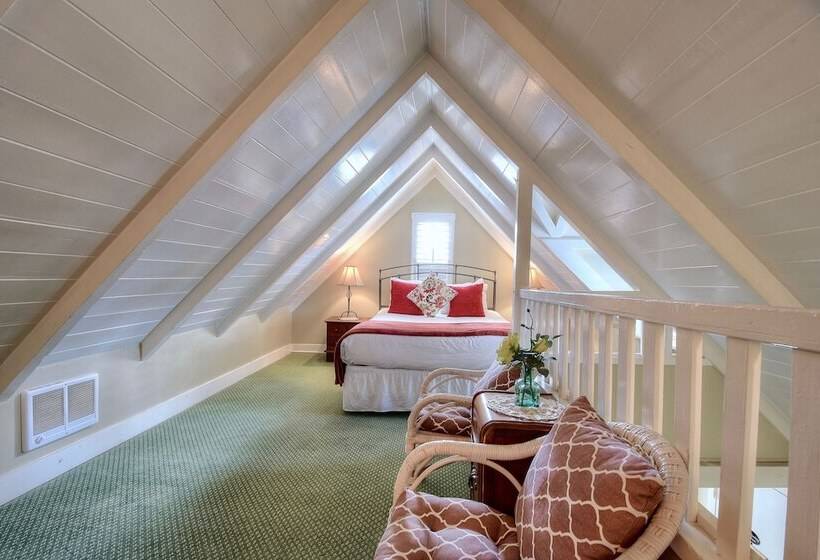 هتل Carmel Green Lantern Inn