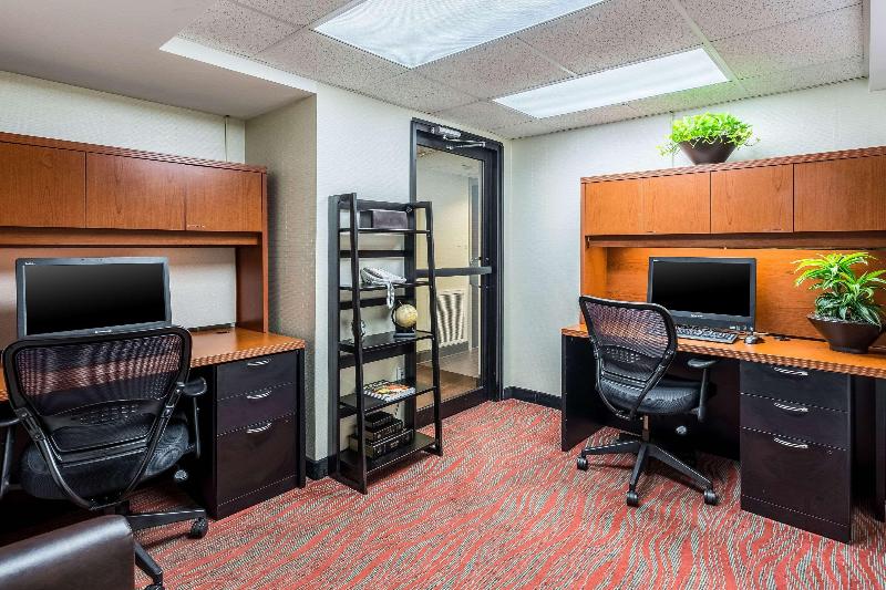 فندق Clarion Pointe Huntsville Research Park
