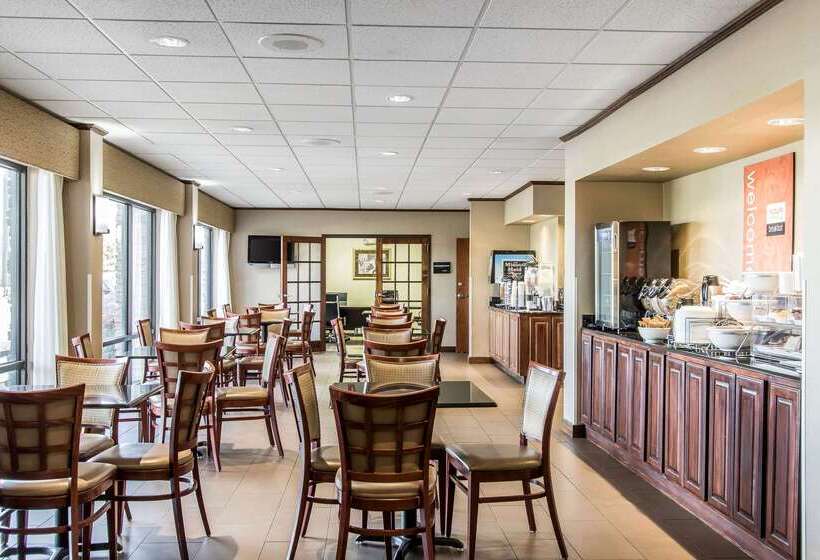 هتل Comfort Inn & Suites Ardmore