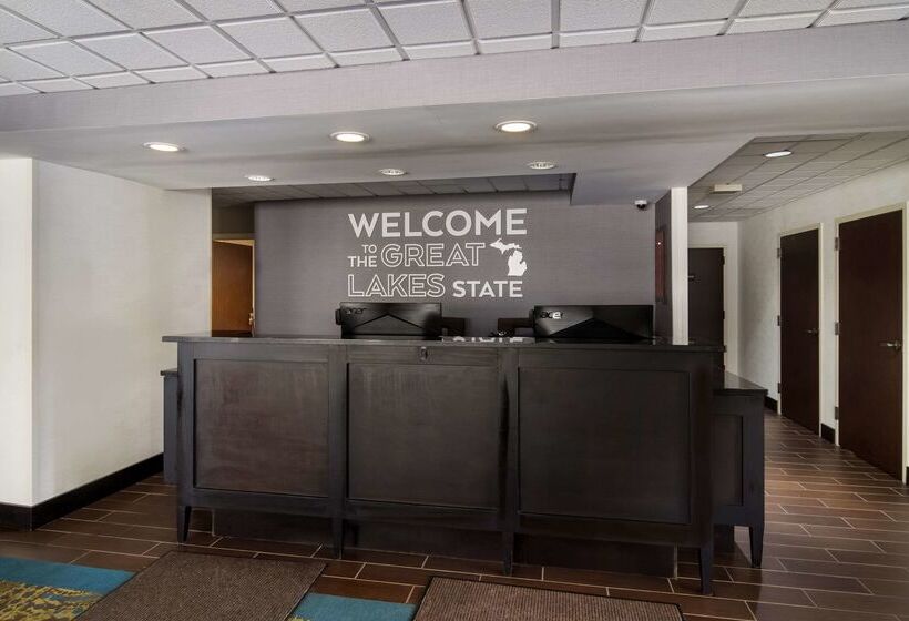 Отель Comfort Inn