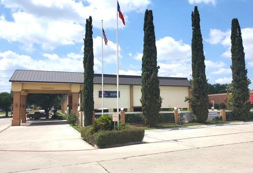 هتل Coratel Inn & Suites By Jasper New Braunfels Ih 35 Ext 189