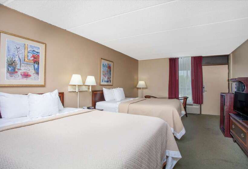 호텔 Days Inn By Wyndham Statesboro