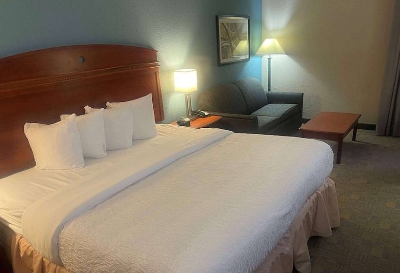 호텔 Days Inn By Wyndham Englewood Dayton Airport