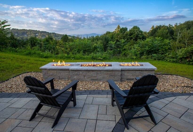 هتل Gunstock Inn & Suites