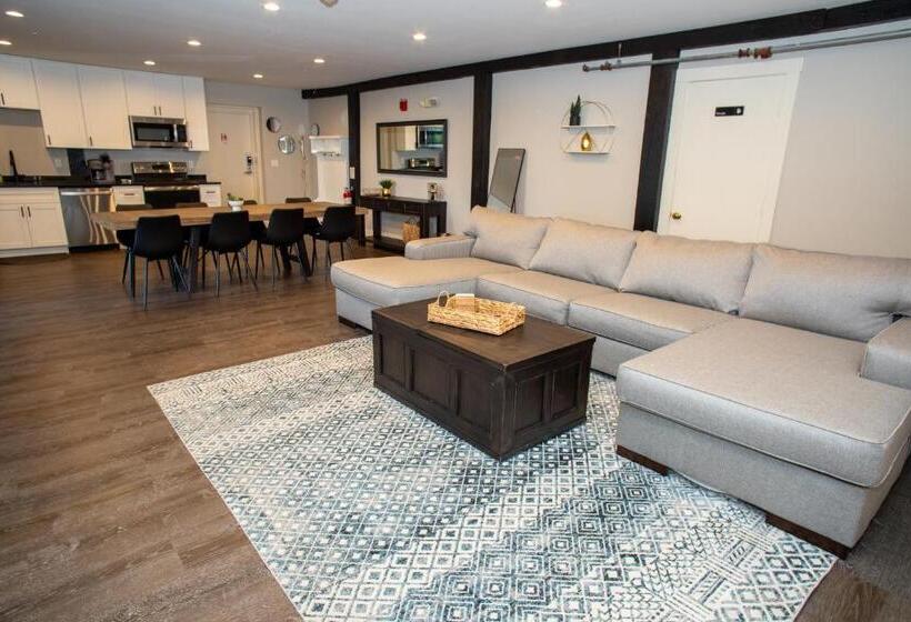 فندق Gunstock Inn & Suites