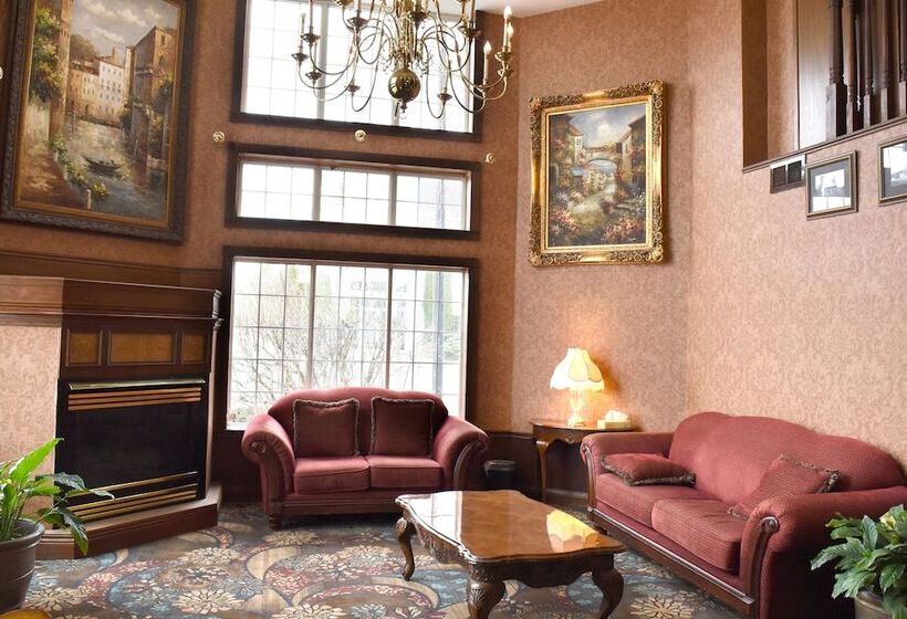 هتل Hamilton Inn Select Beachfront Mackinaw City