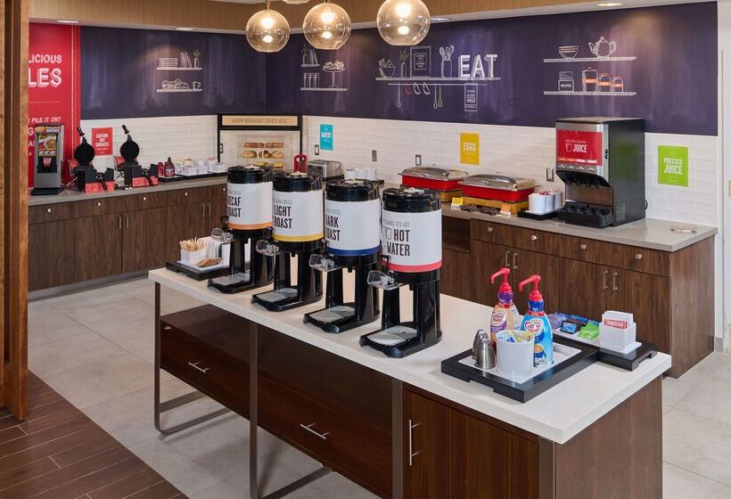 هتل Hampton Inn Anchorage