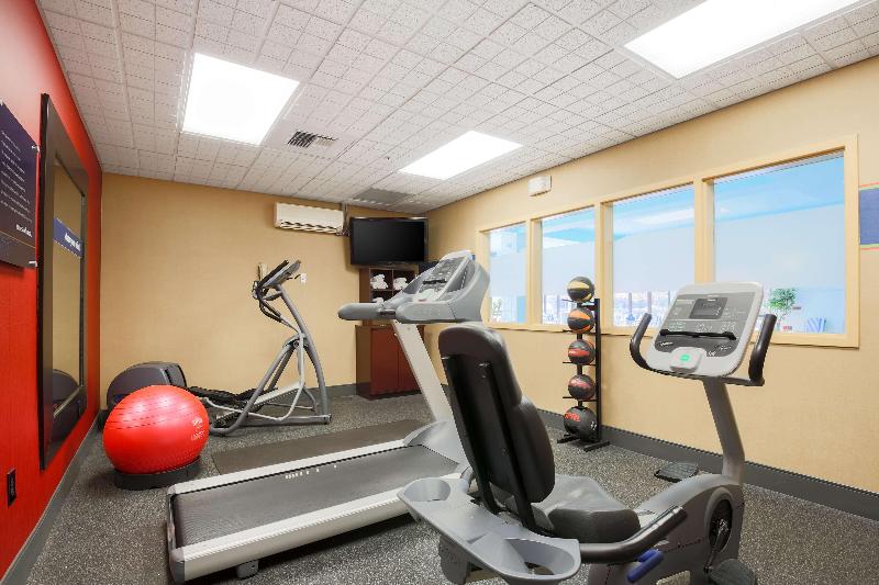 هتل Hampton Inn Anchorage