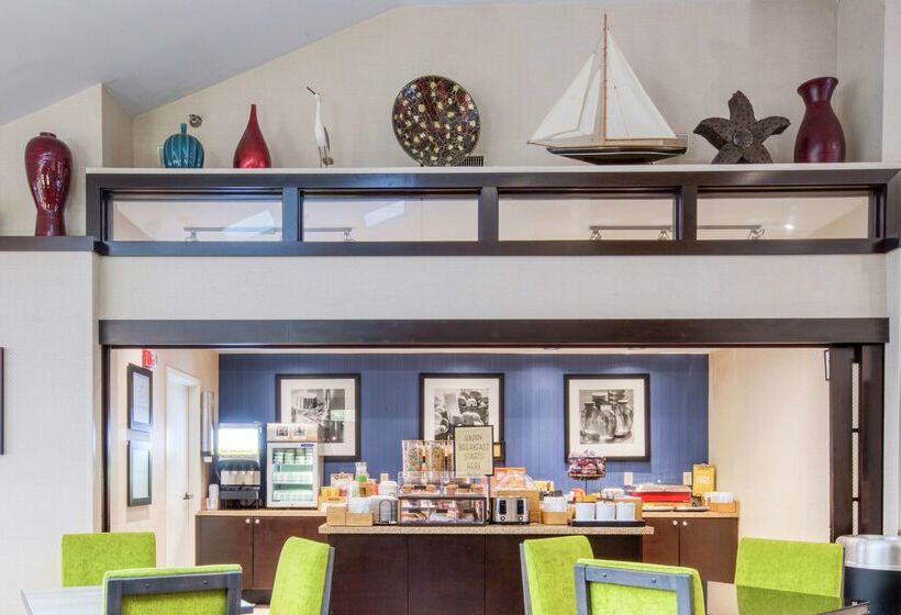 هتل Hampton Inn & Suites Wilmington/wrightsville Beach