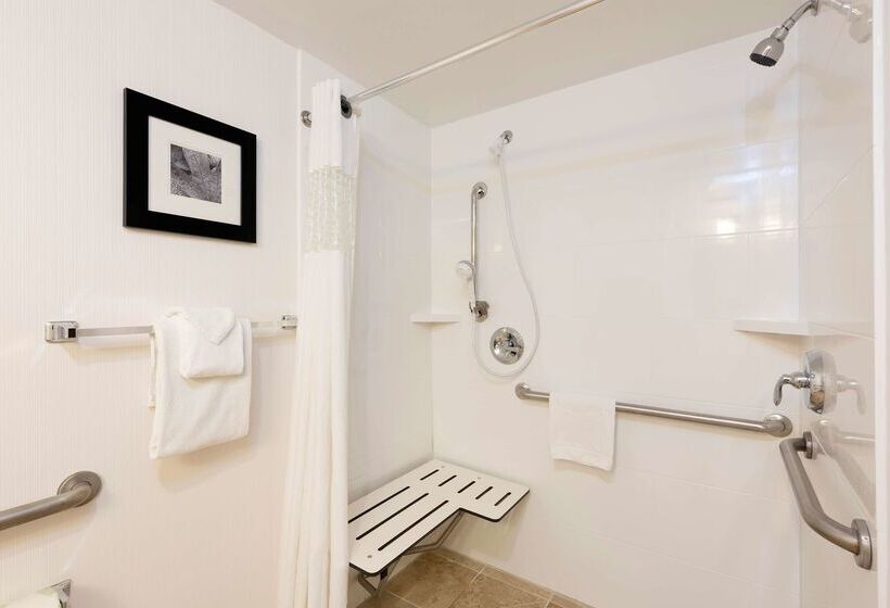 هتل Larkspur Landing Ann Arbor