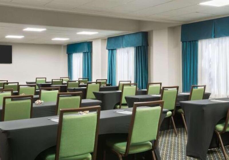 فندق Hampton Inn Atlantaperimeter Center