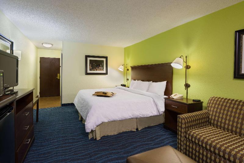 هتل Hampton Inn Atlantaperimeter Center