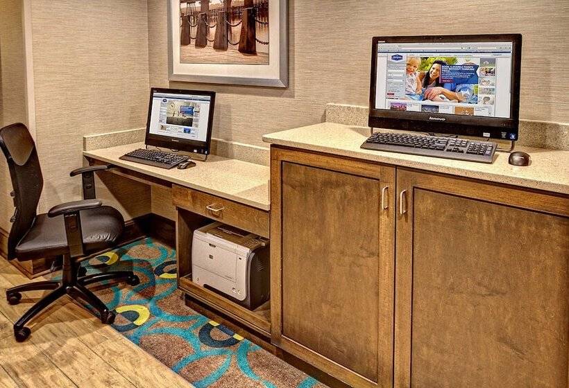 هتل Hampton Inn Beaufort