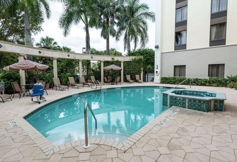 هتل Hampton Inn Boca Raton